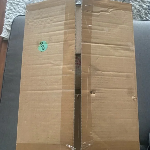 Shark StainStriker Portable Carpet, Upholstery, Area Rug Cleaner & Car Interior - Picture 5 of 7